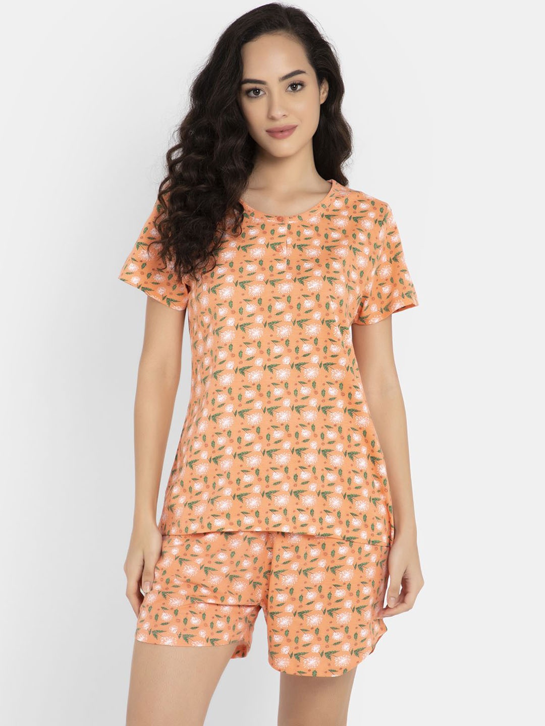 

Clovia Floral Printed Cotton Night suit, Peach