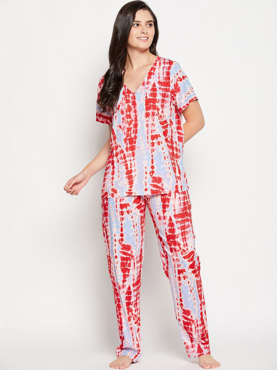 

Clovia Tie and Dye V-Neck Night suit, Pink