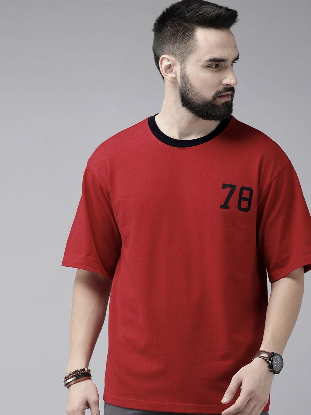 

The Roadster Lifestyle Co Round Neck Printed T-Shirts, Red