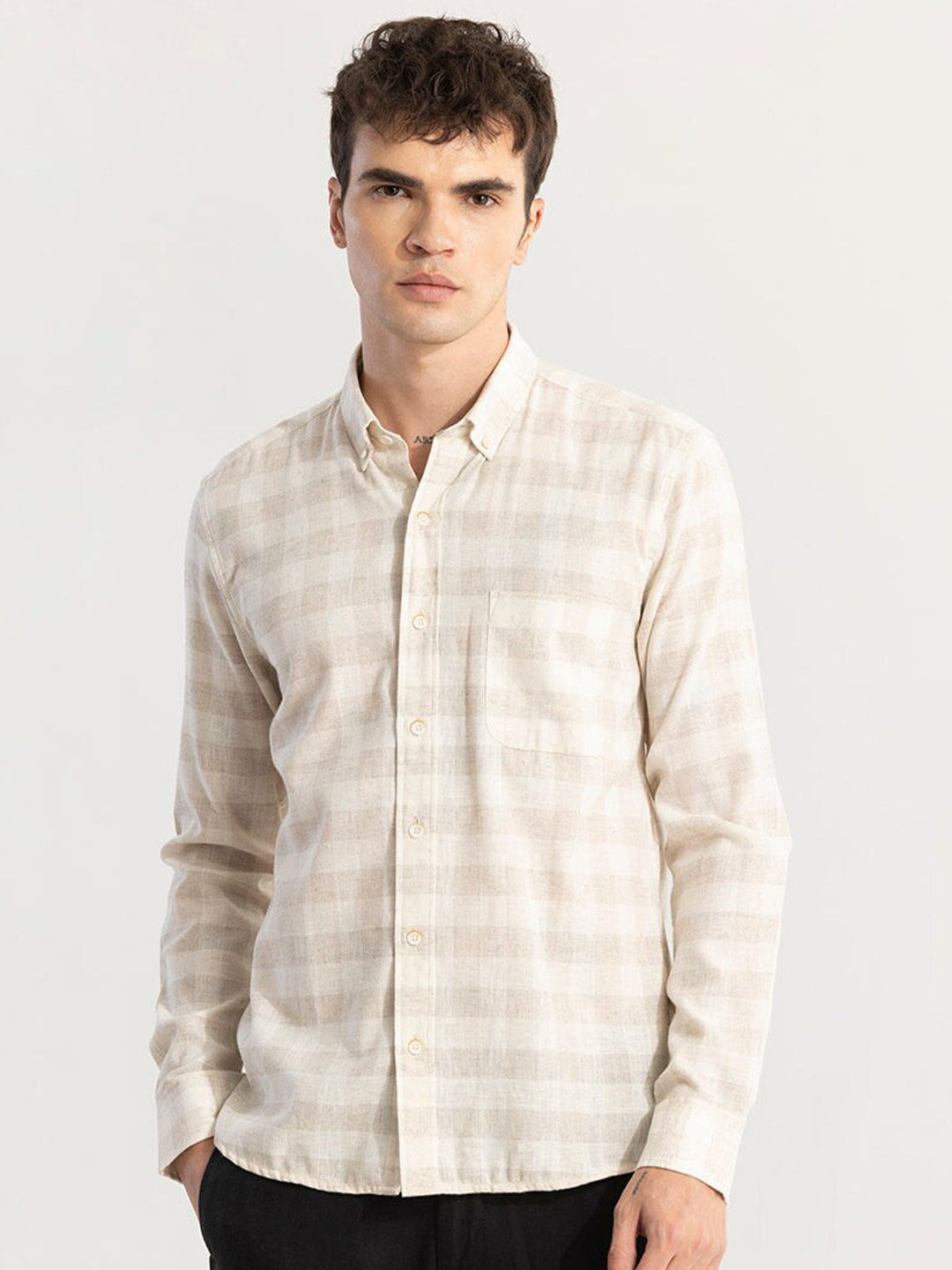 

Snitch Beige Classic Slim Fit Checked Button-Down Collar Cotton Linen Casual Shirt