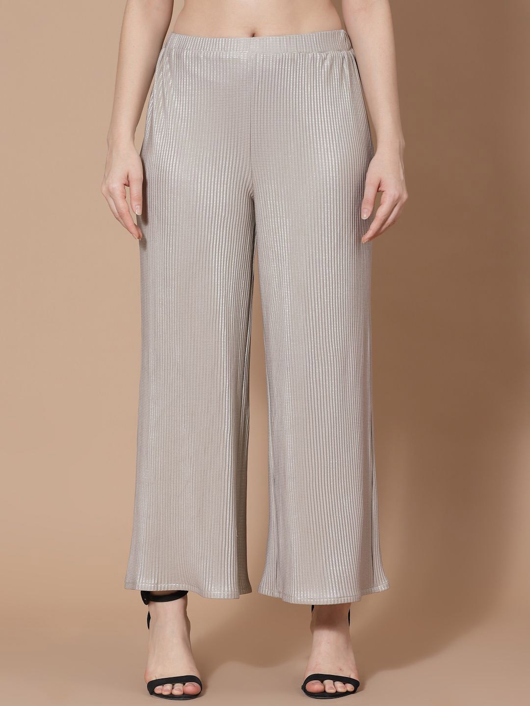 

HOUSE OF KKARMA Women Mid Rise Loose Fit Parallel Trouser, Grey