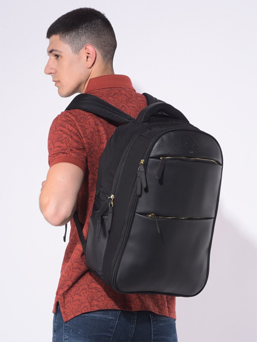 

HRX by Hrithik Roshan Unisex Laptop Backpack with Reflective Strip, Black