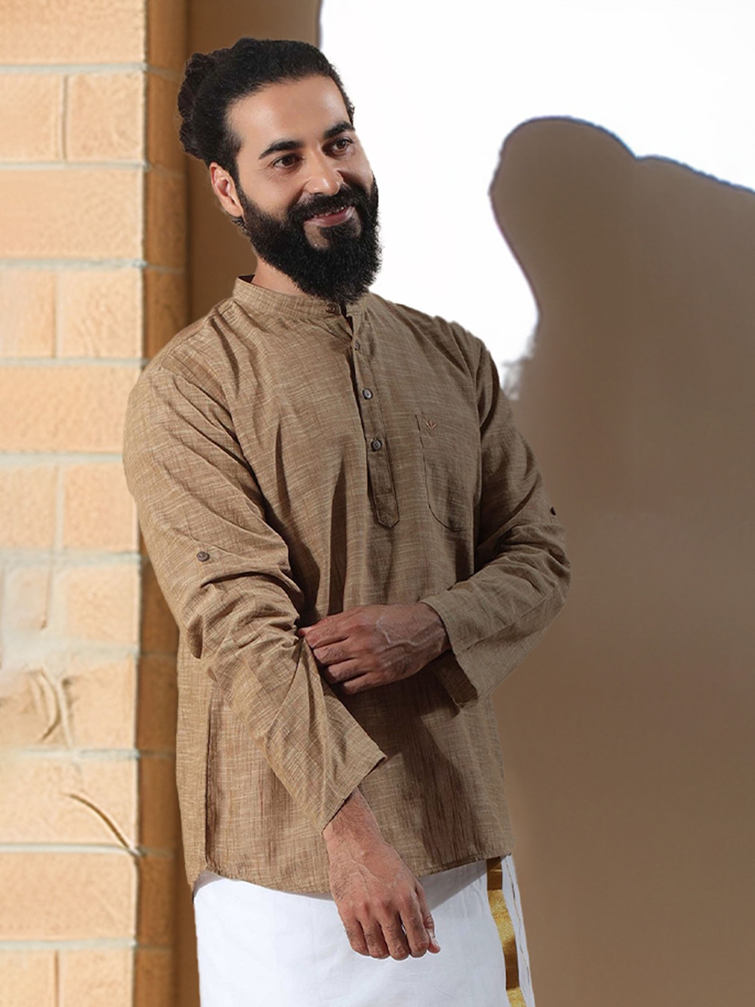 

FILORI Mandarin Collar Pure Cotton Roll-Up Sleeves Straight Short Kurta, Beige