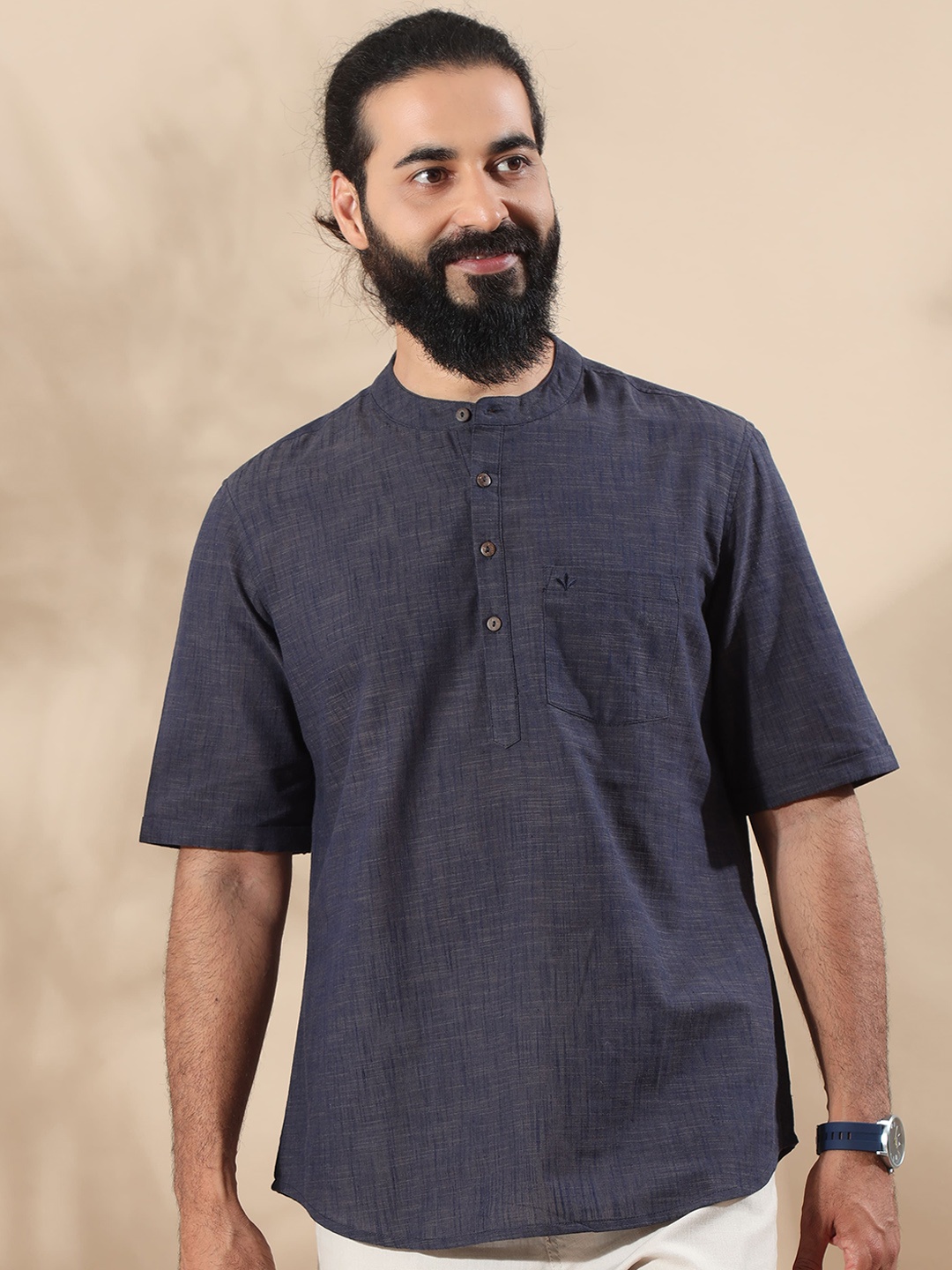 

FILORI Men Self Textured Pure Cotton Half Sleeves Short Kurta, Blue