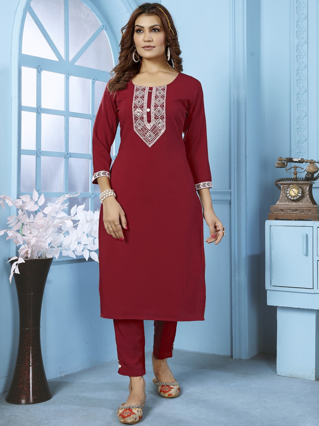 

Rujave Ethnic Motifs Yoke Design Thread Work Pure Cotton Straight Kurta With Trousers, Maroon
