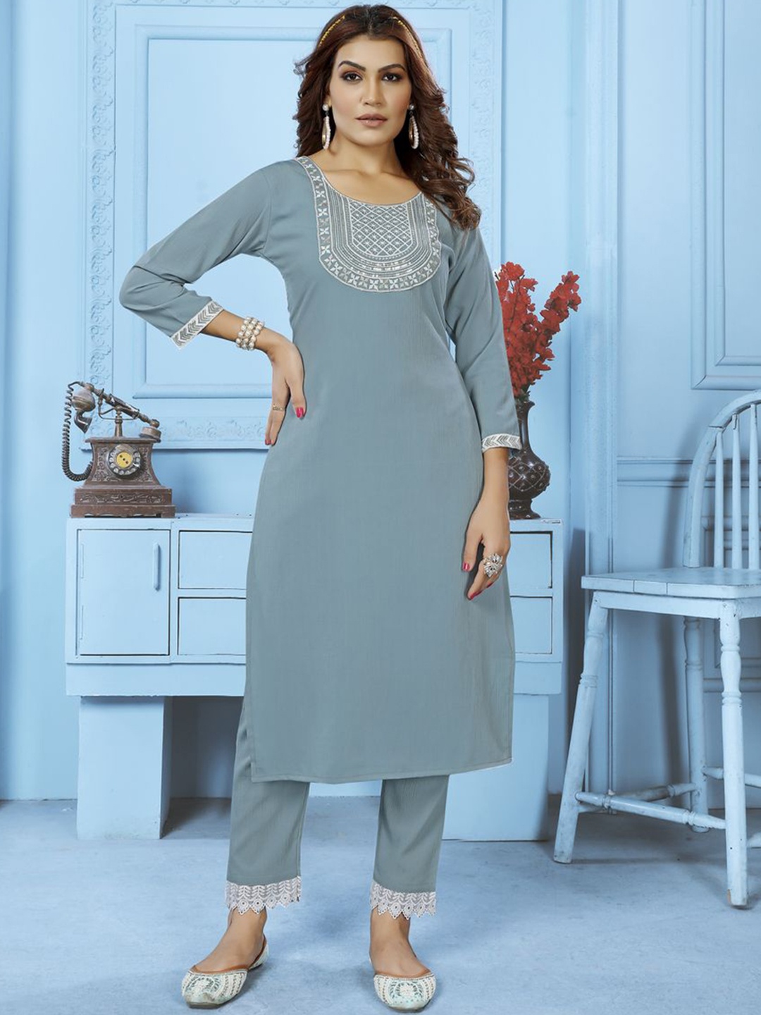 

Rujave Embroidered Straight Kurta Set, Blue