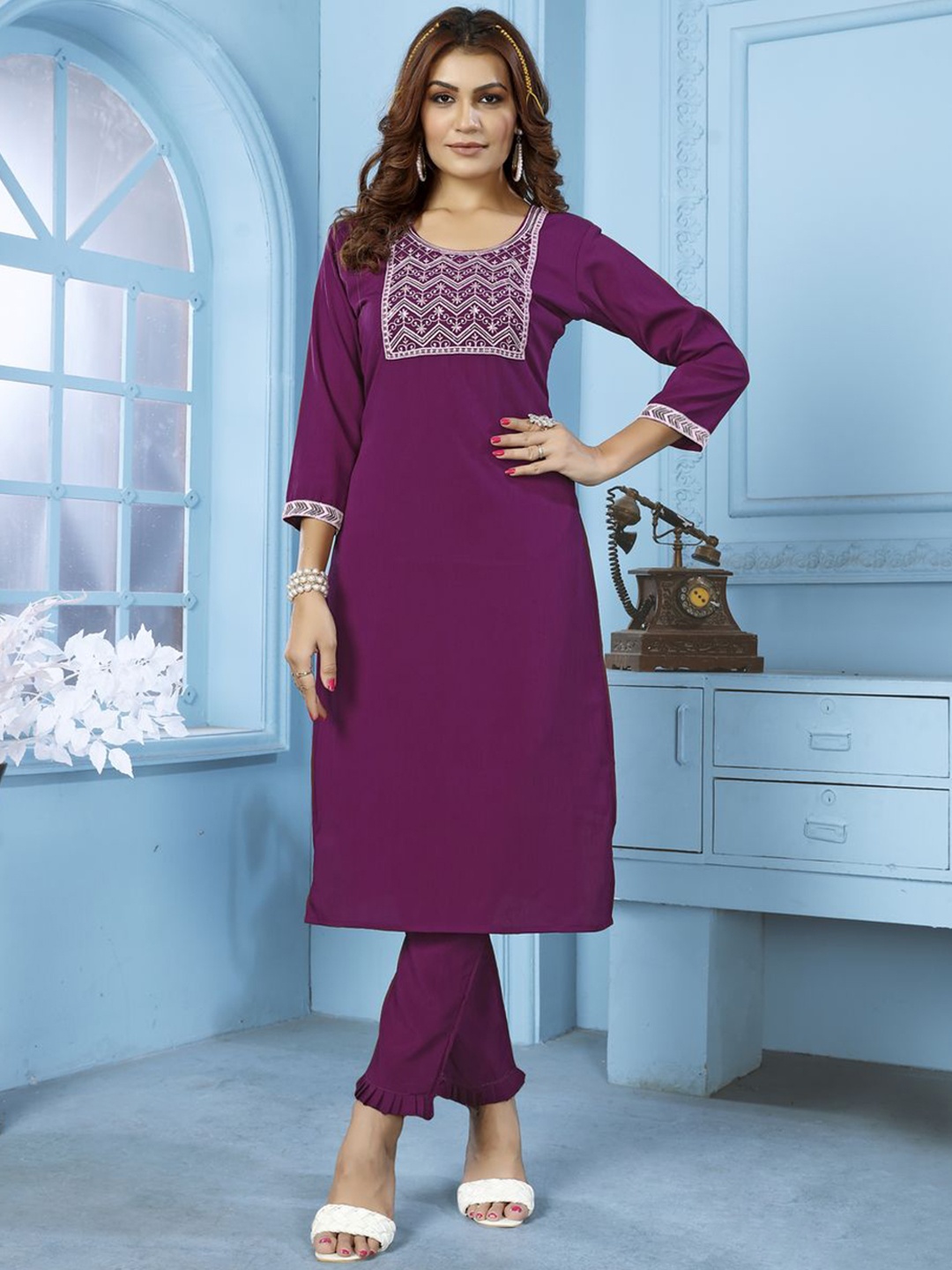 

Rujave Ethnic Motifs Yoke Designed Straight Thread Work Kurta With Trousers, Purple