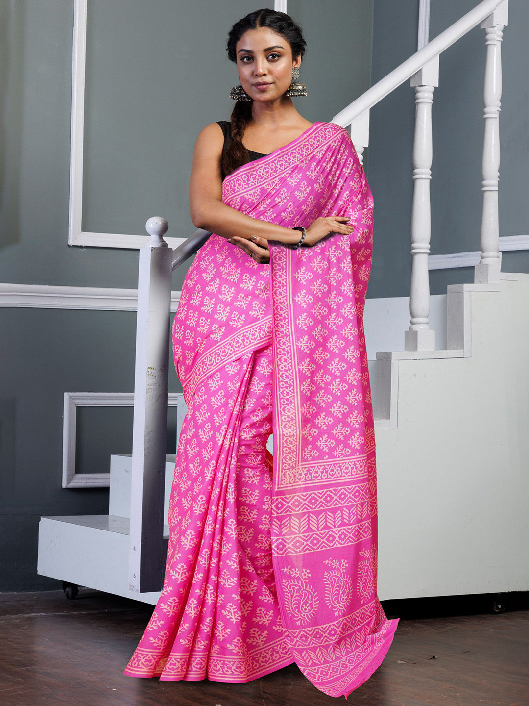 

Unnati Silks Ethnic Motifs Pure Cotton Handloom Block Print Saree, Pink