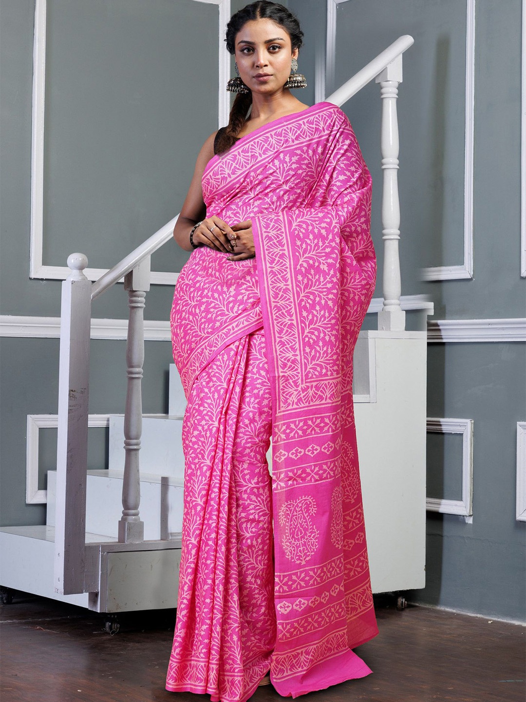 

Unnati Silks Ethnic Motifs Pure Cotton Handloom Block Print Saree, Pink
