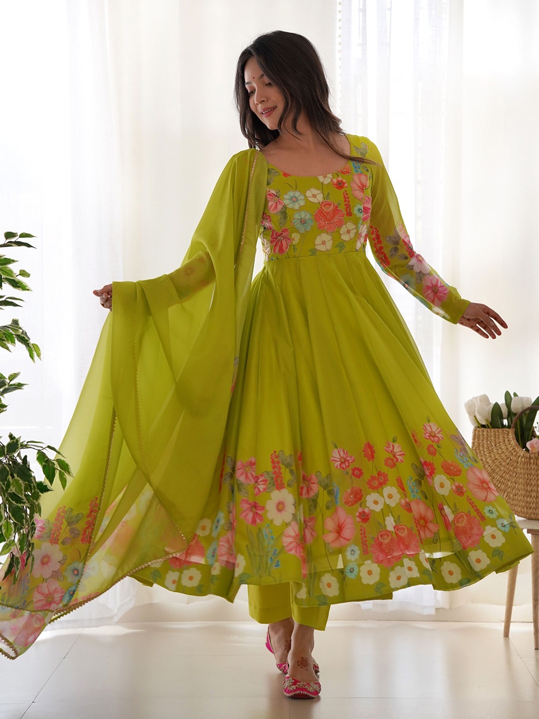 

KALINI Floral Printed Regular Anarkali Kurta With Trousers & Dupatta, Olive