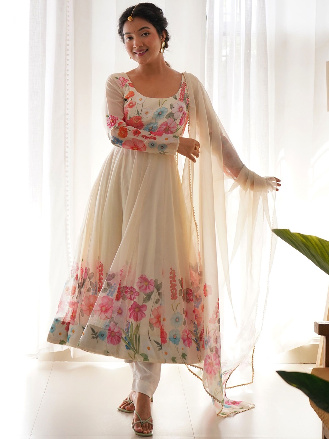 

KALINI Floral Printed Regular Anarkali Kurta With Trousers & With Dupatta, Cream