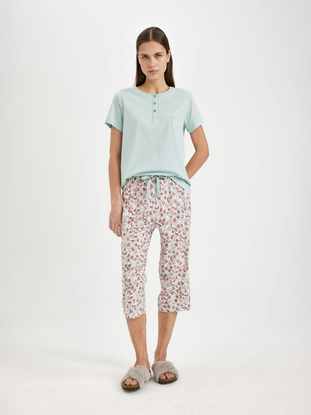 

DeFacto Women Checked T-shirt with Trousers, Na
