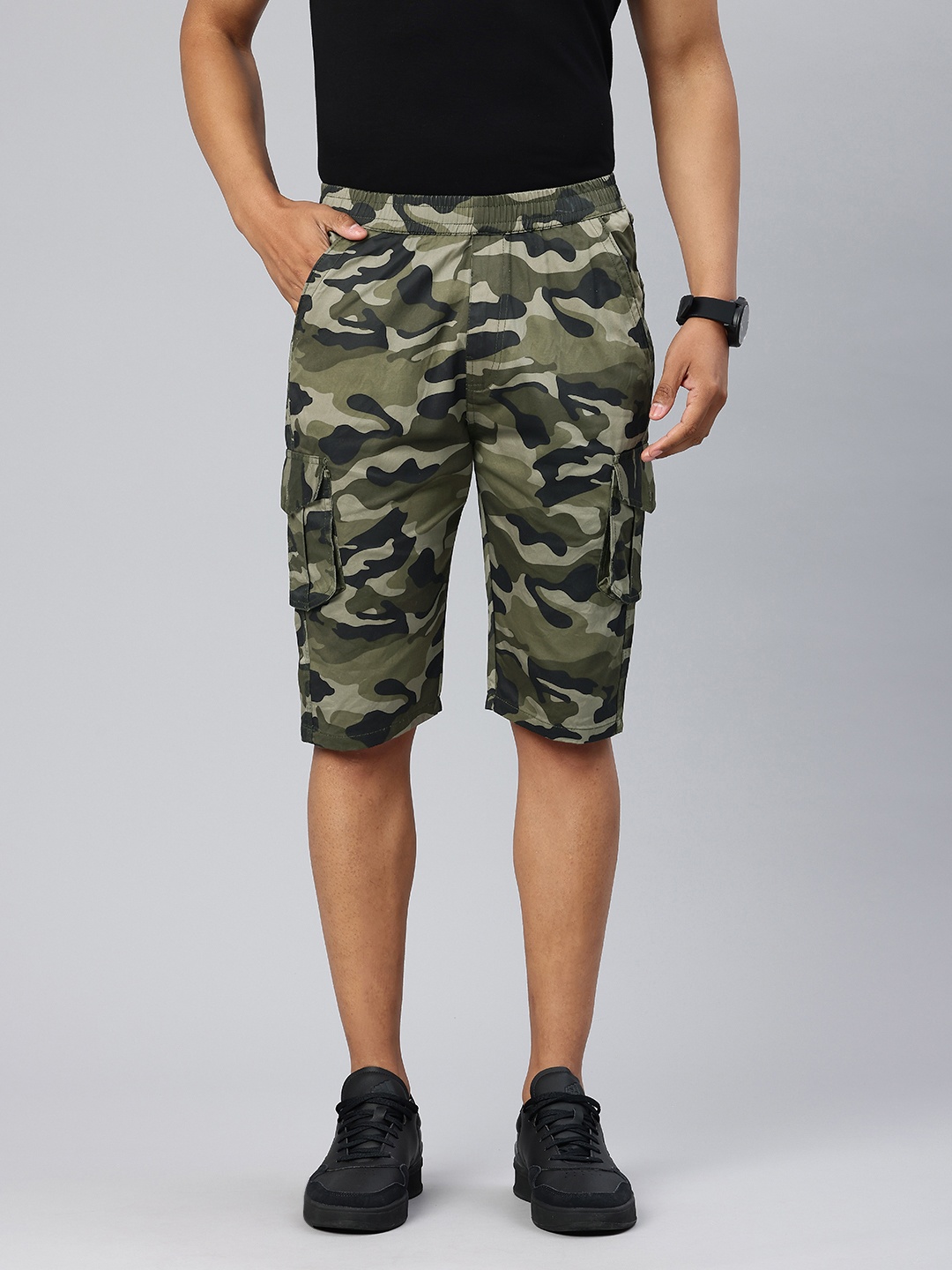 

ADBUCKS Men Camouflage Printed Cargo Shorts, Green