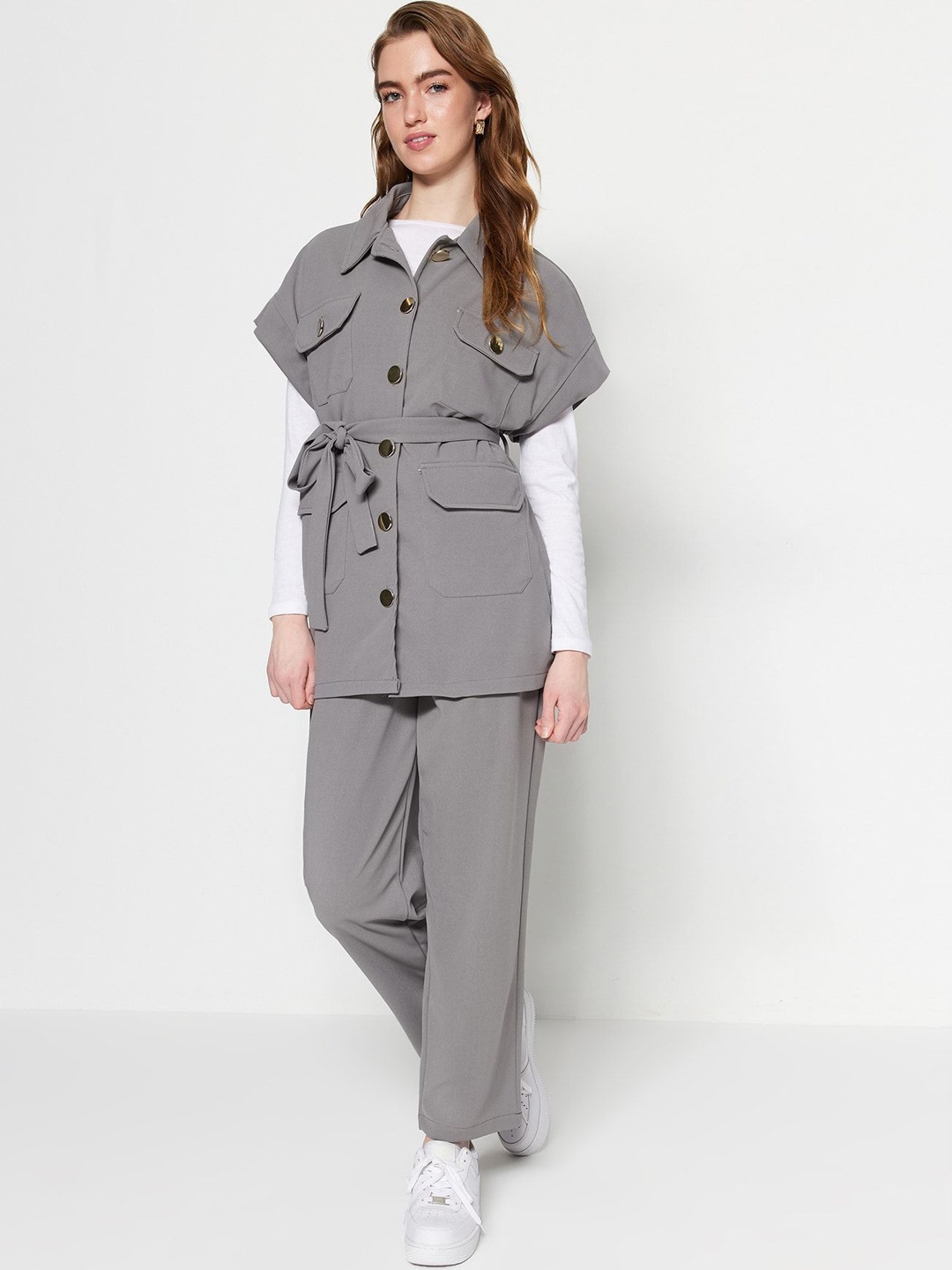 

Trendyol Coat & Trousers with Belt, Grey