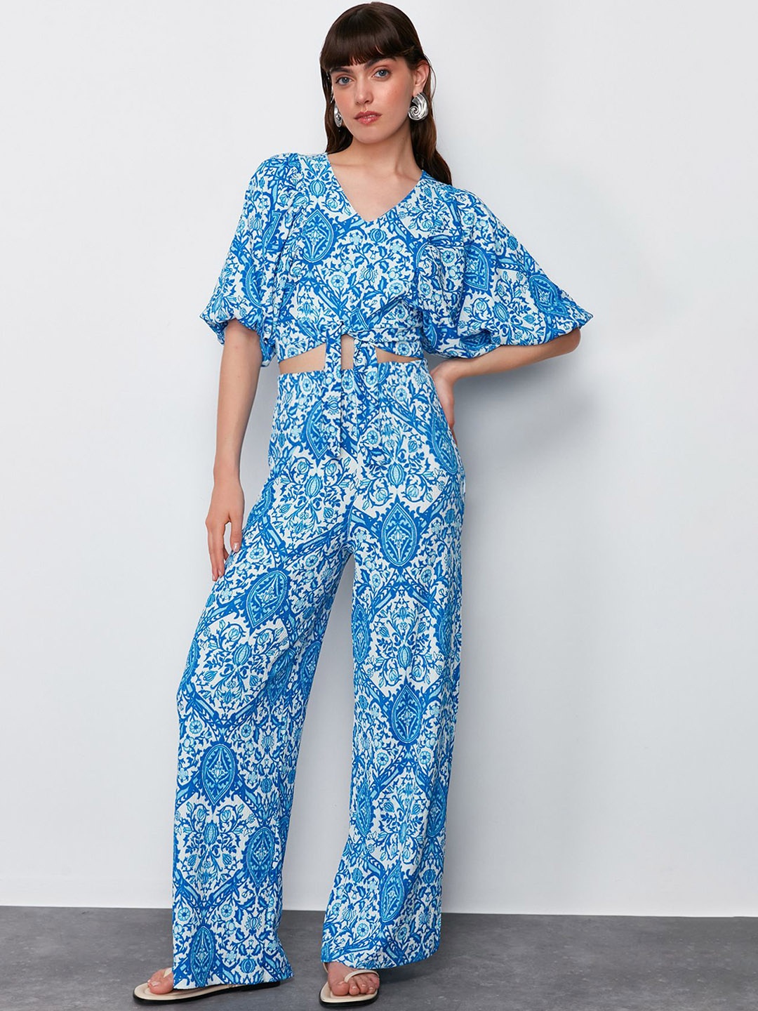

Trendyol Printed V-Neck Flared Sleeves Top With Trousers, Blue