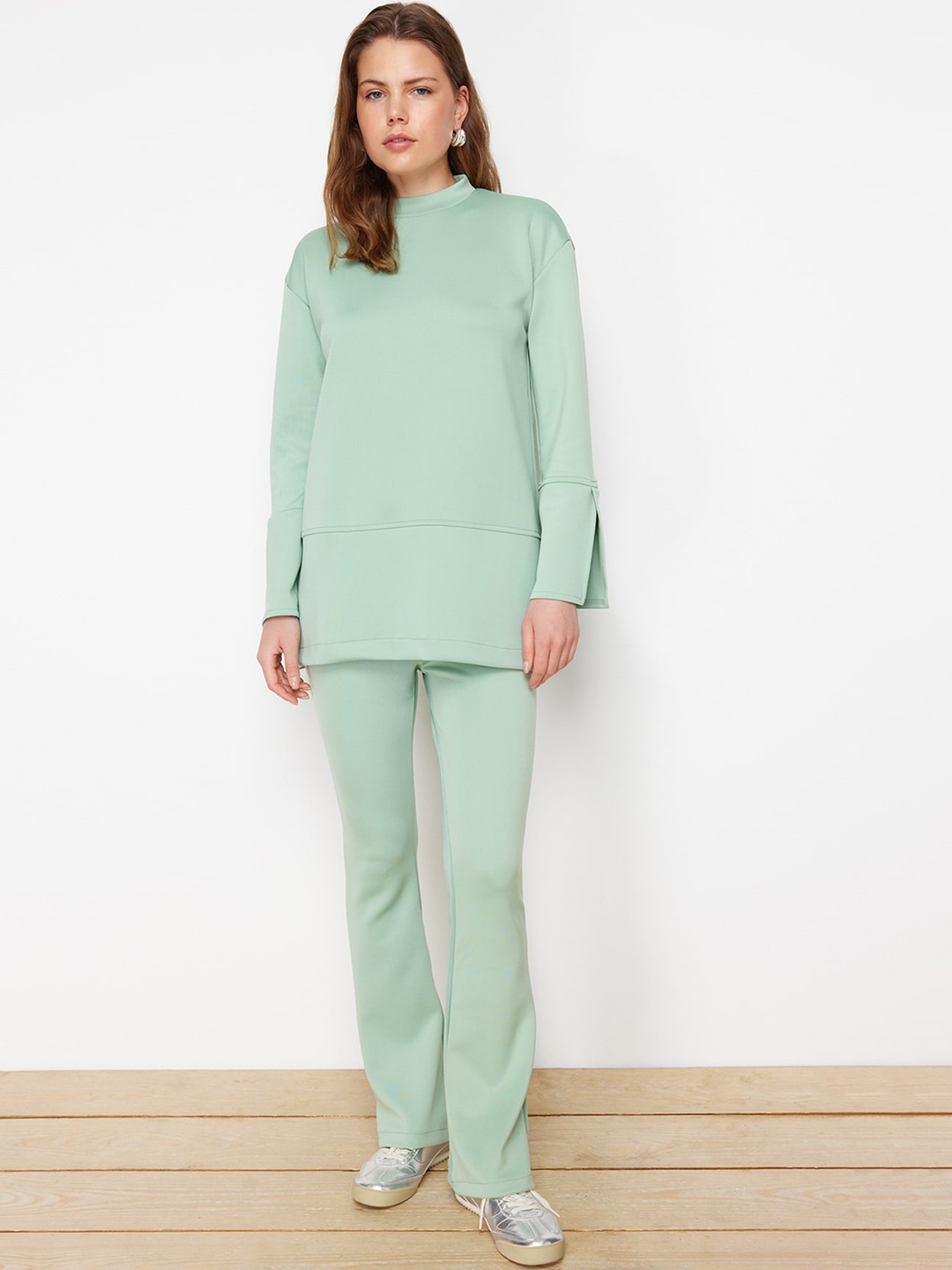 

Trendyol Long Sleeves Top With Trousers Co-Ords, Green