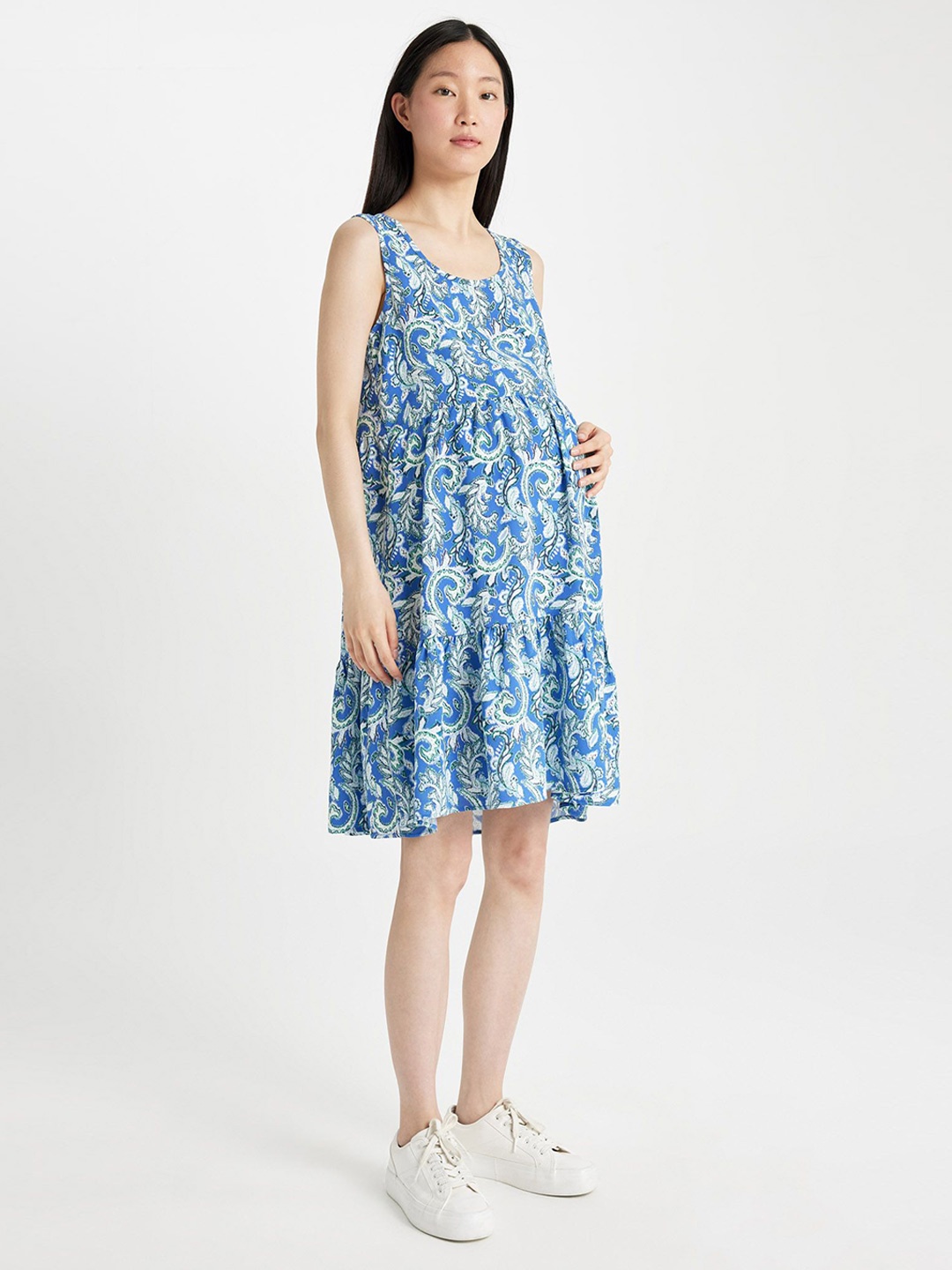 

DeFacto Floral Printed Tiered Maternity Fit and Flare Dress, Blue