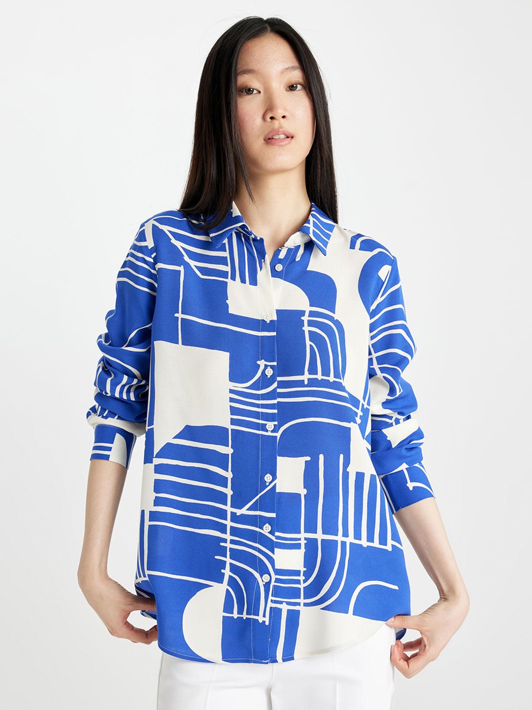 

DeFacto Women Opaque Printed Casual Shirt, Na