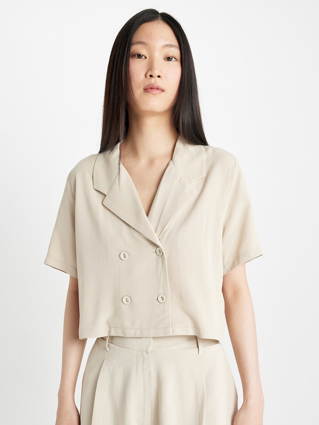 

DeFacto Women Opaque Casual Shirt, Na