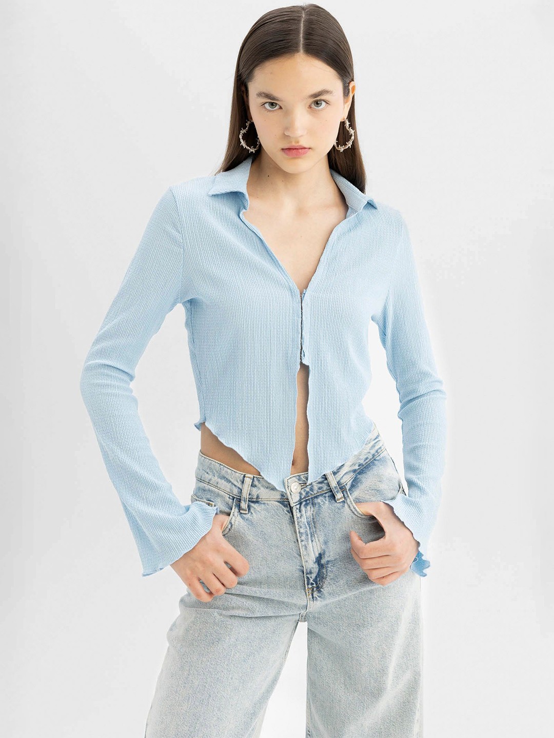 

DeFacto Women Opaque Casual Shirt, Na
