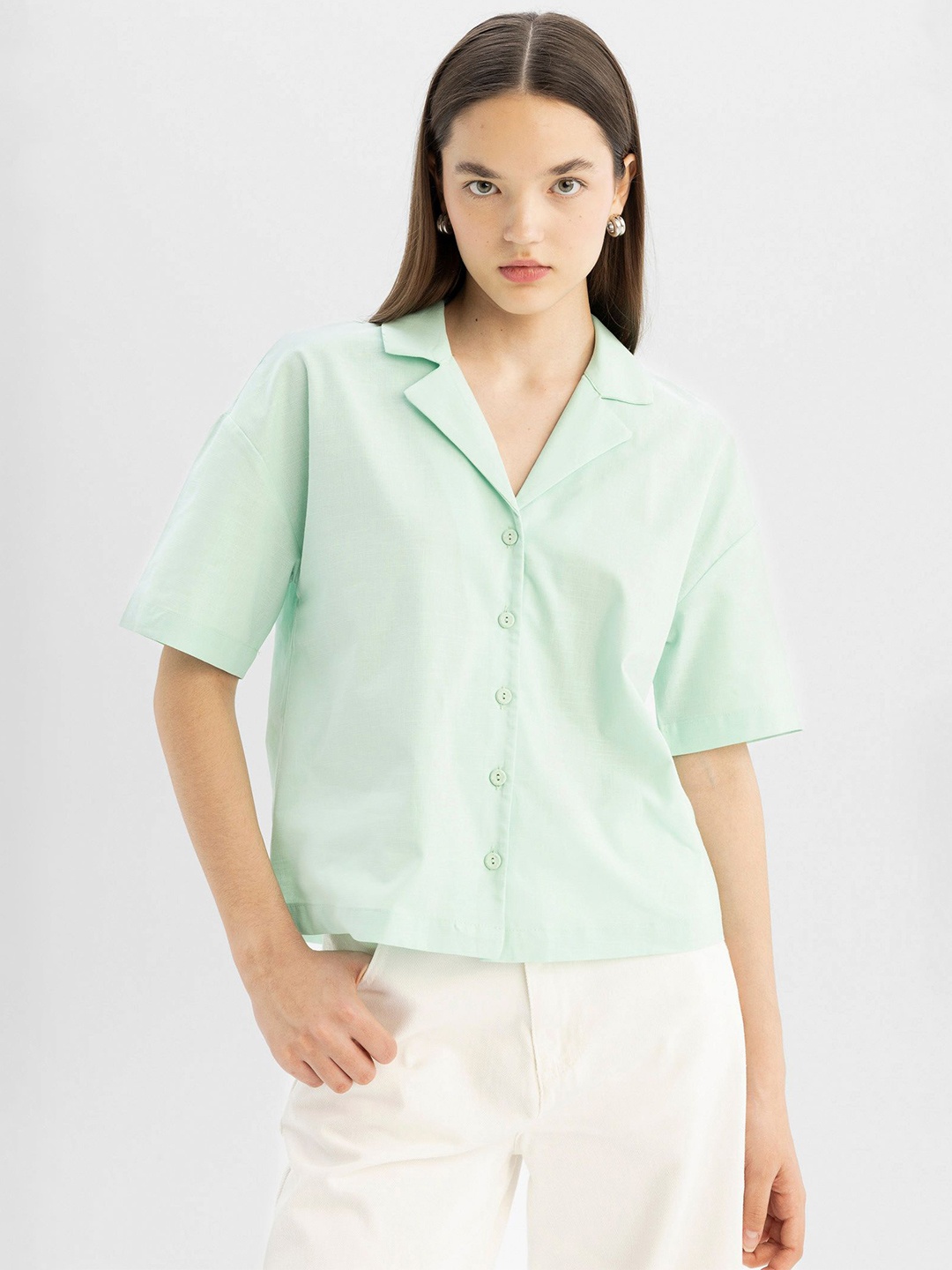 

DeFacto Cuban Collar Pure Cotton Casual Shirt, Green