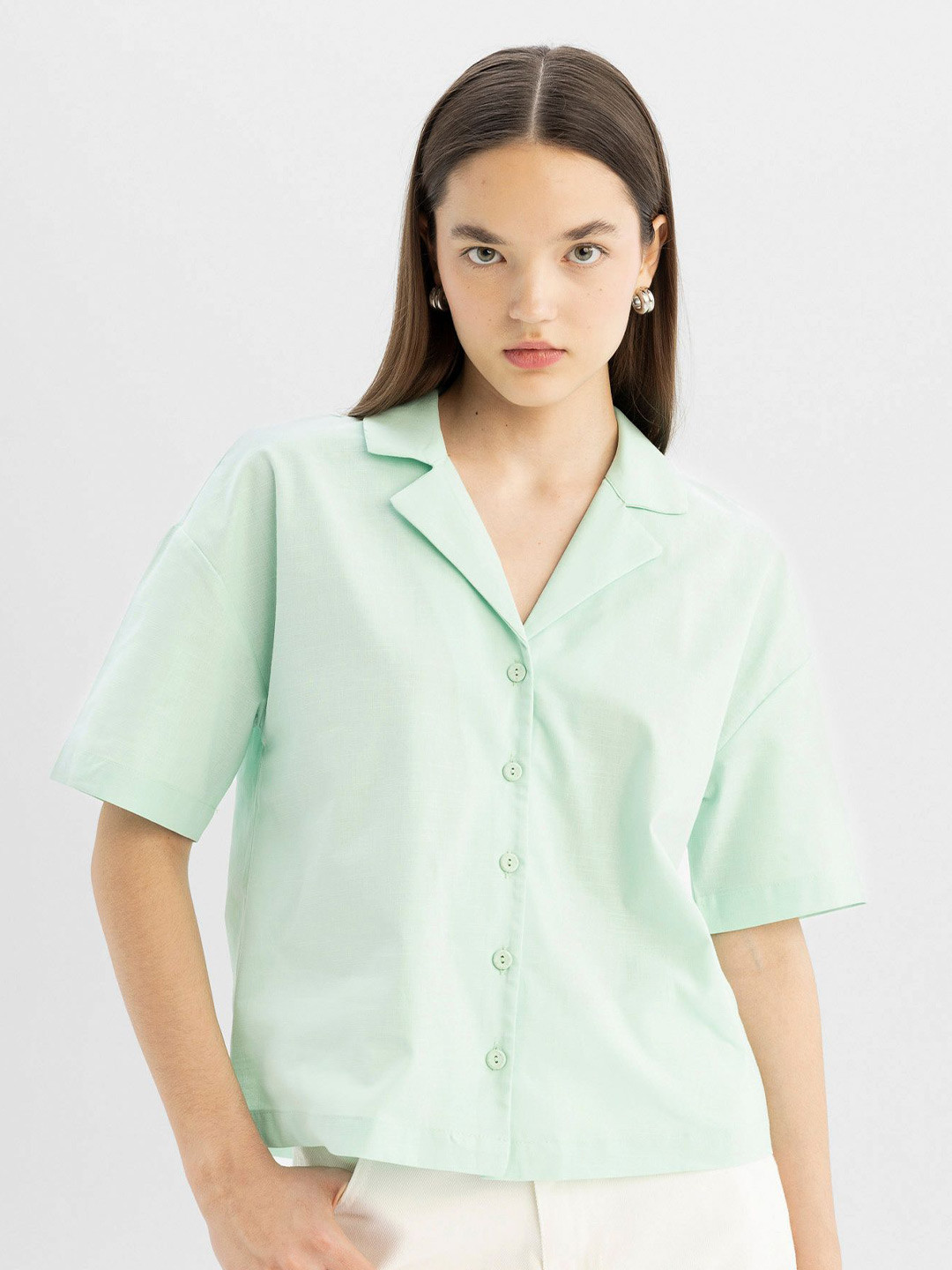 

DeFacto Women Opaque Casual Shirt, Na