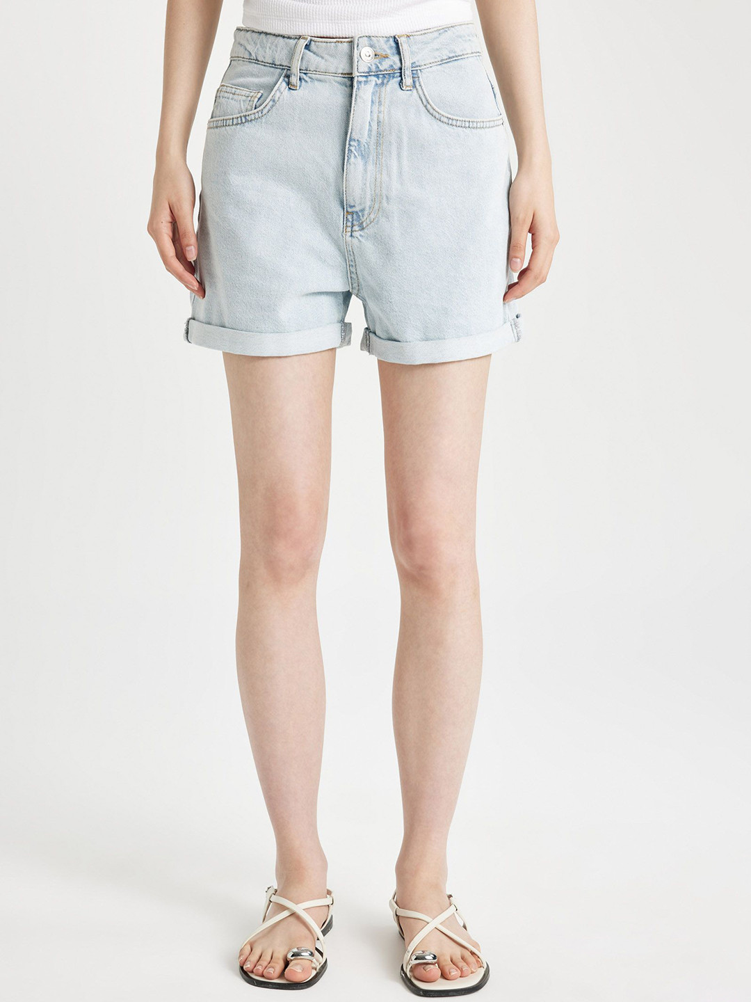 

DeFacto Women Denim Shorts, Na