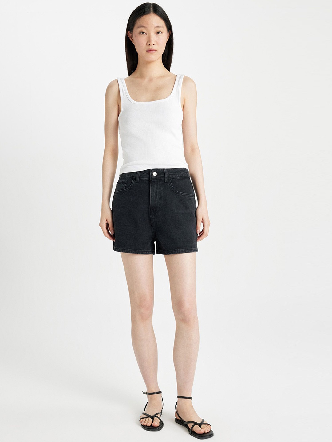 

DeFacto Women Denim Shorts, Na