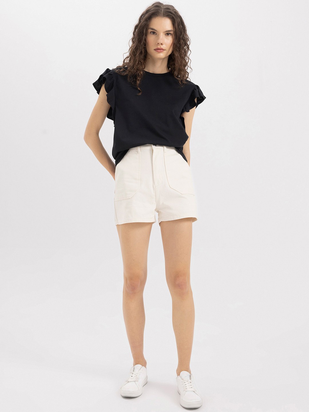 

DeFacto Women Mid-Rise Pure Cotton Shorts, White