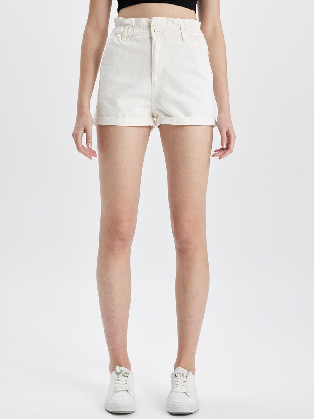 

DeFacto Women Mid-Rise Pure Cotton Shorts, White