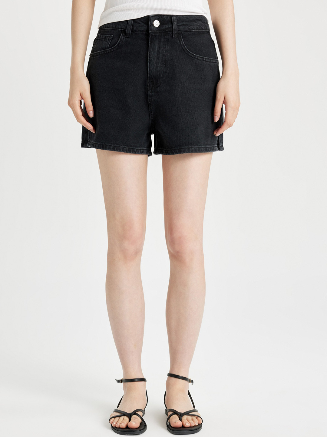 

DeFacto Women Denim Shorts, Na