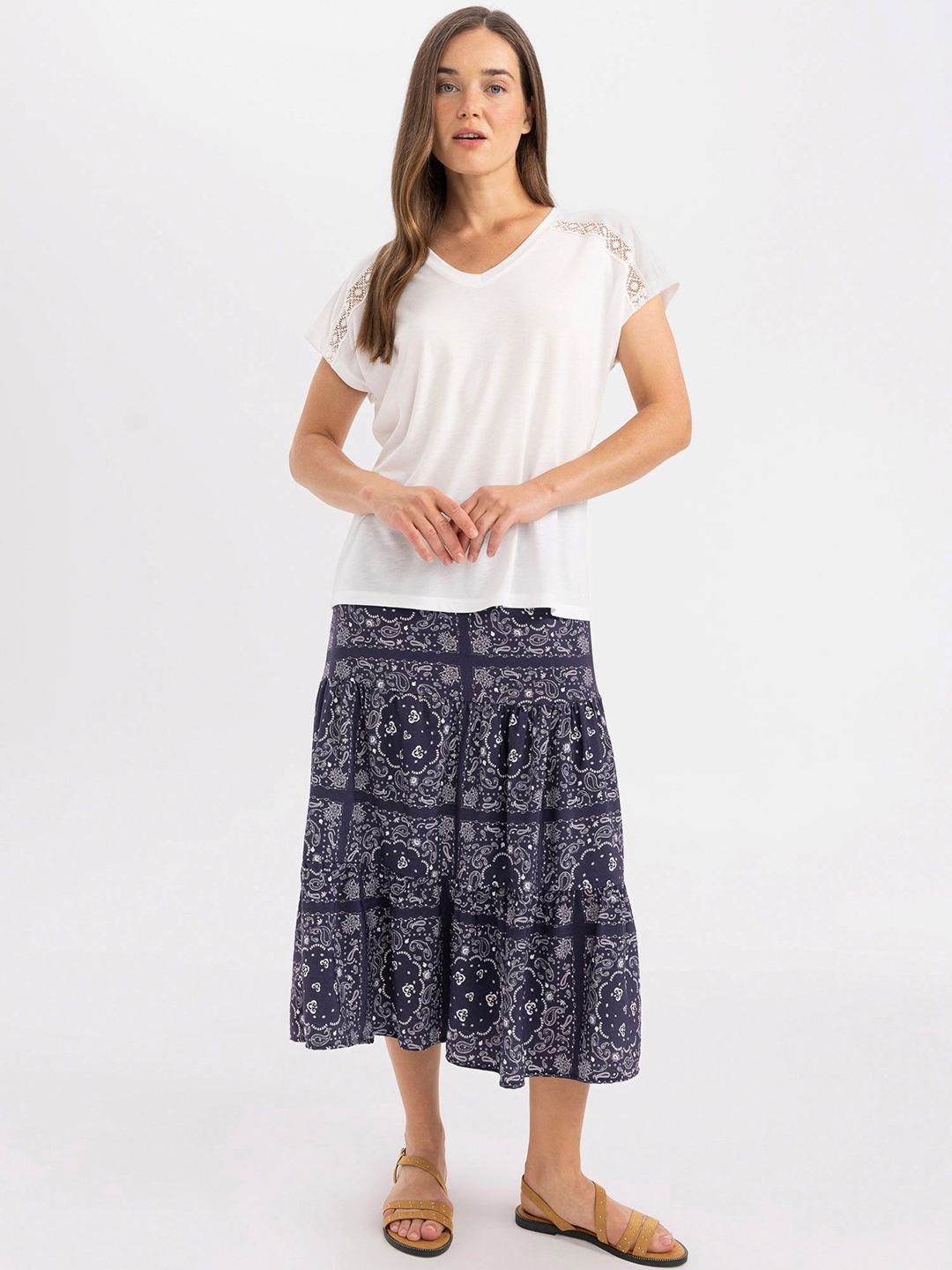 

DeFacto Printed Maxi Skirts, Navy blue