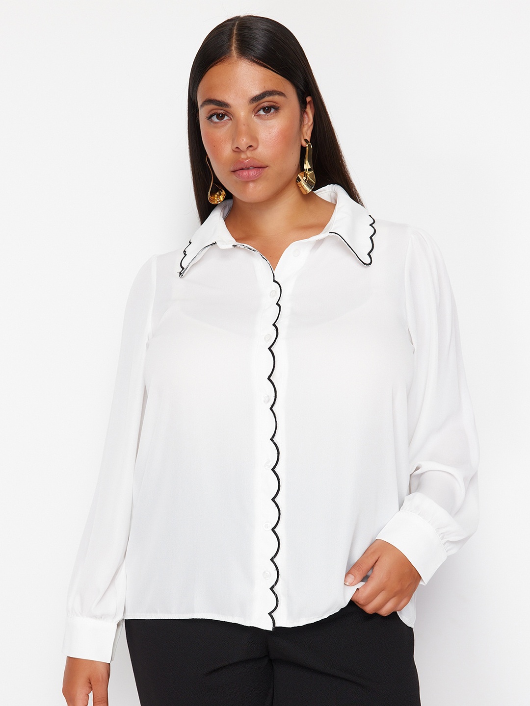 

Trendyol Plus Size Spread Collar Casual Shirt, White