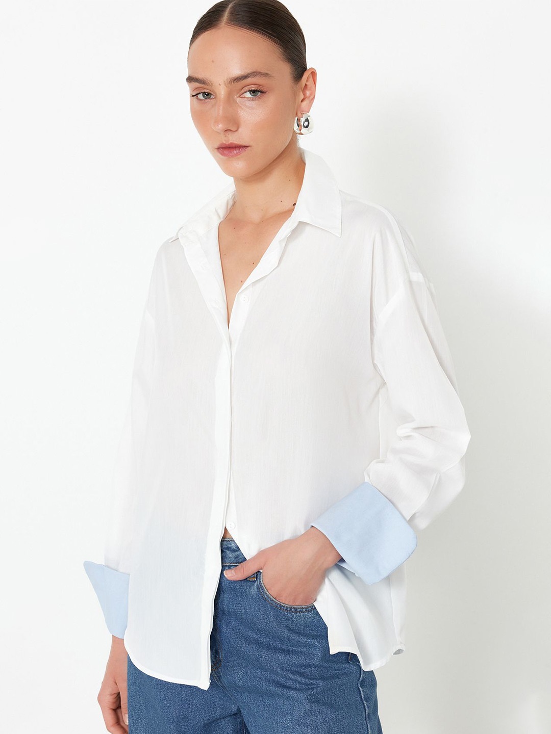 

Trendyol Spread Collar Long Sleeves French Cuff Opaque Casual Shirt, White