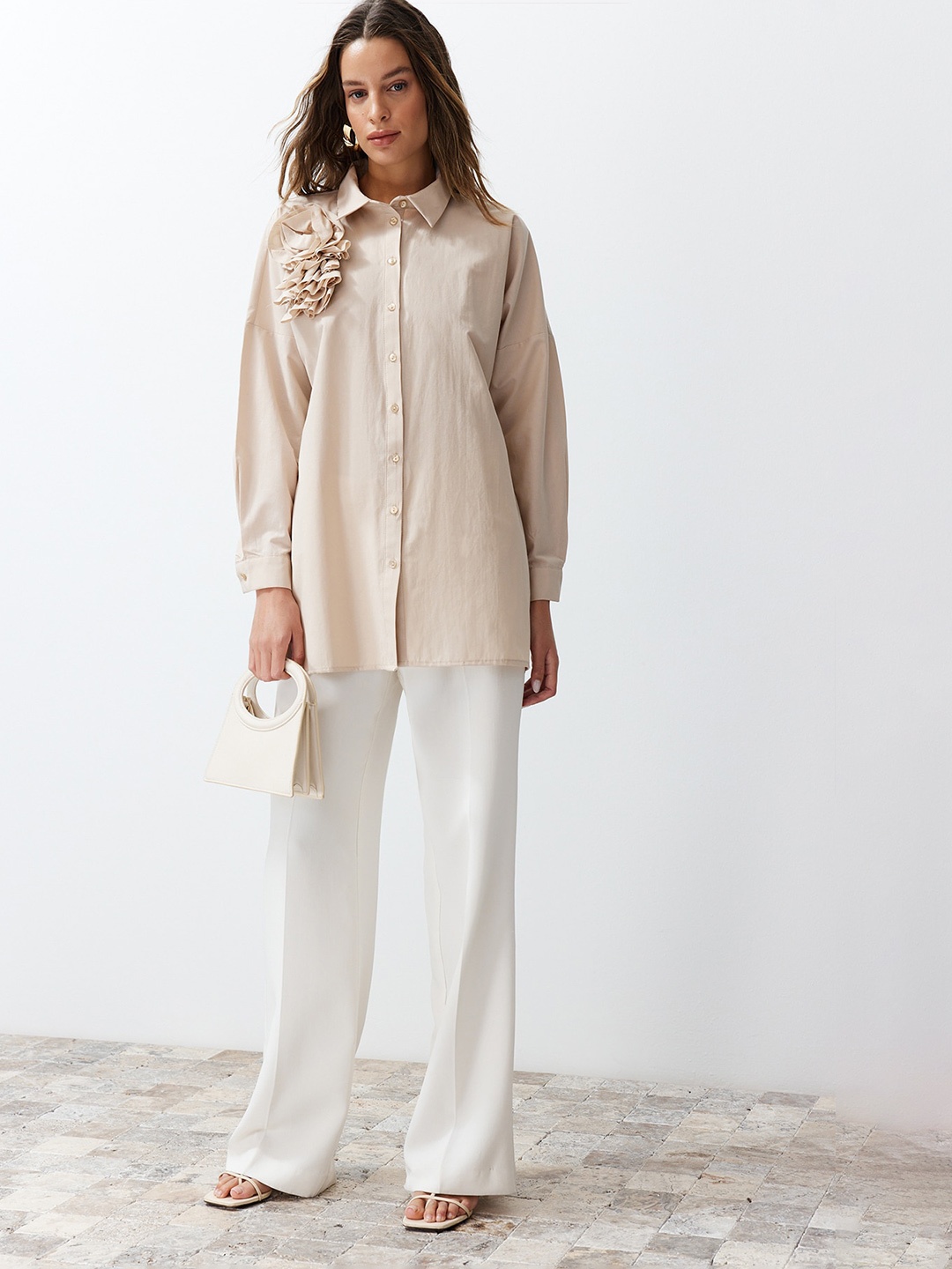 

Trendyol Spread Collar Long Sleeves Cotton Casual Shirt, Beige