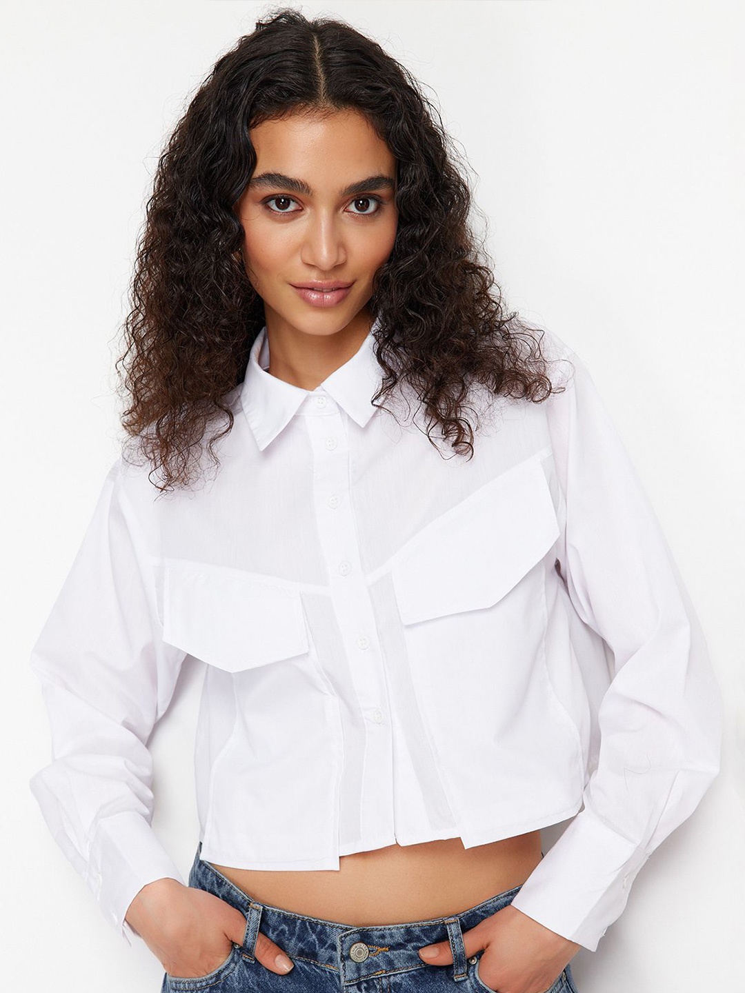 

Trendyol Spread Collar Opaque Crop Casual Shirt, White