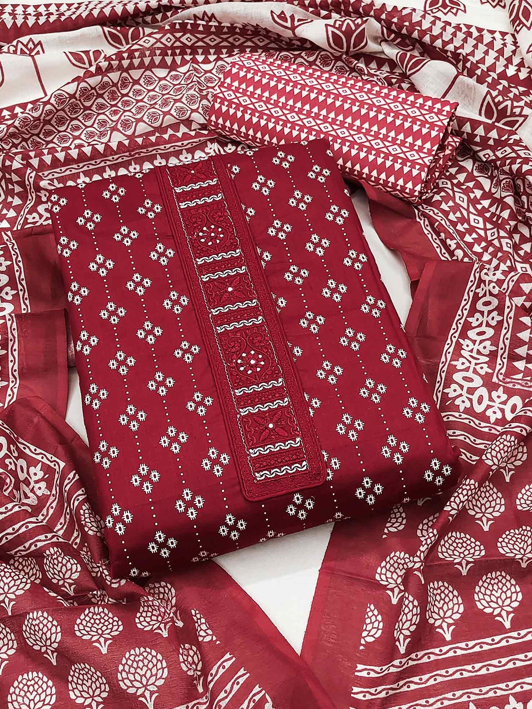 

Peachmode Printed Pure Cotton Unstitched Dress Material, Maroon