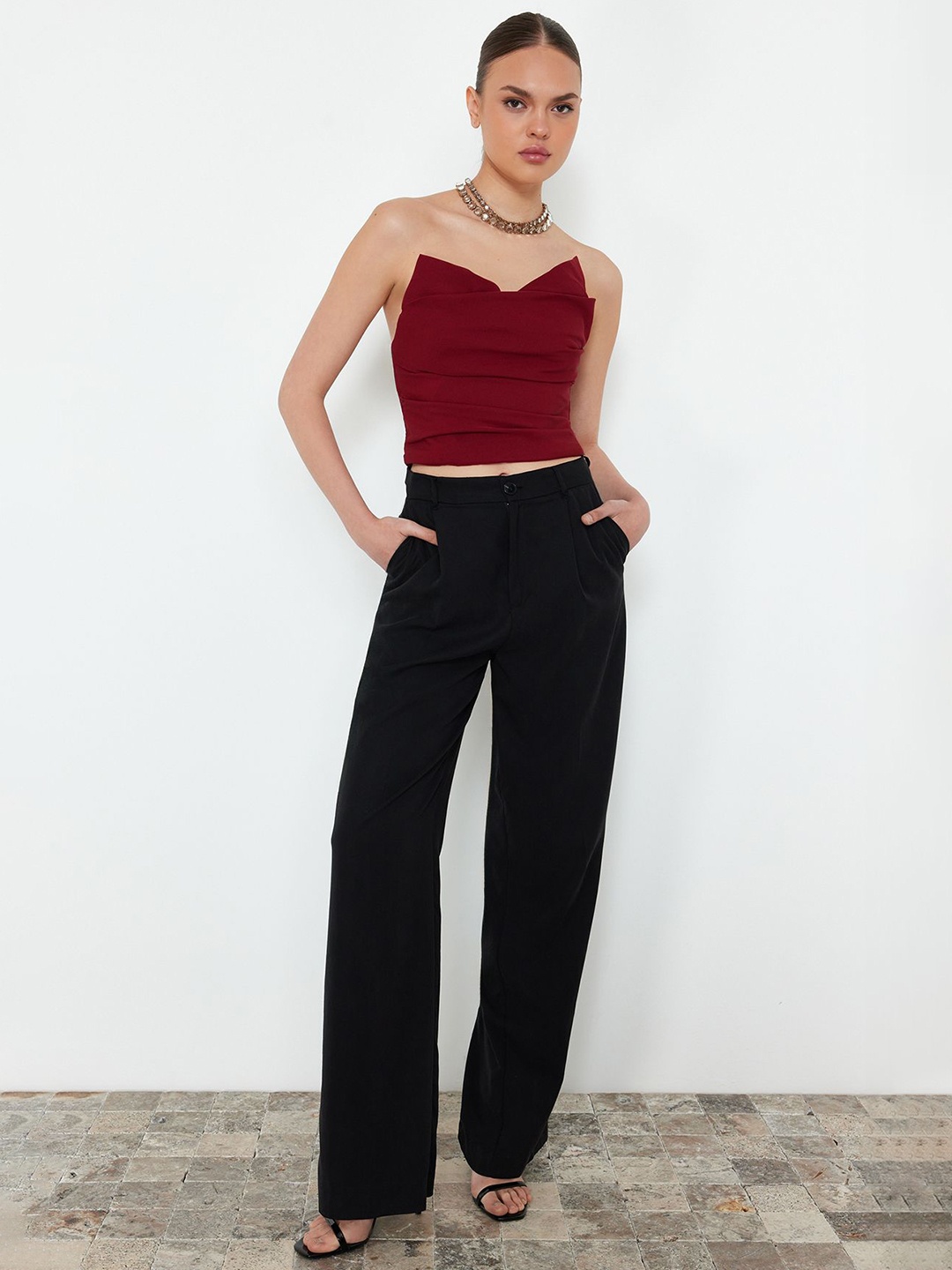 

Trendyol Strapless Tube Crop Top, Burgundy