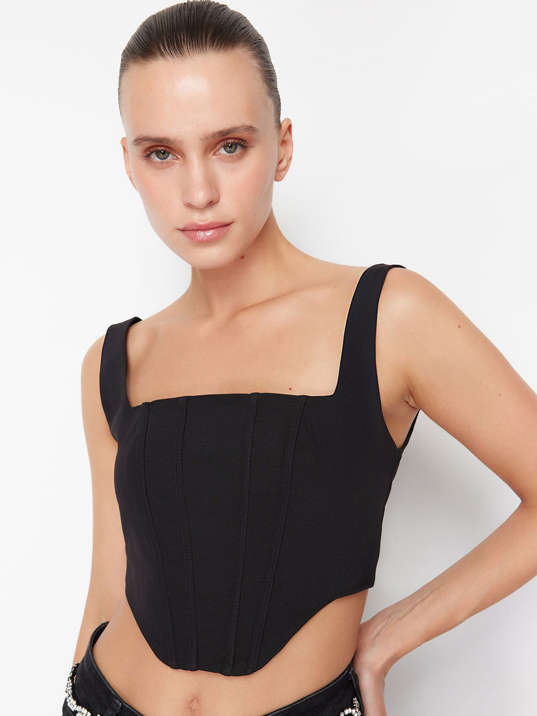 

Trendyol Square Neck Sleeveless Crop Tank Top, Black