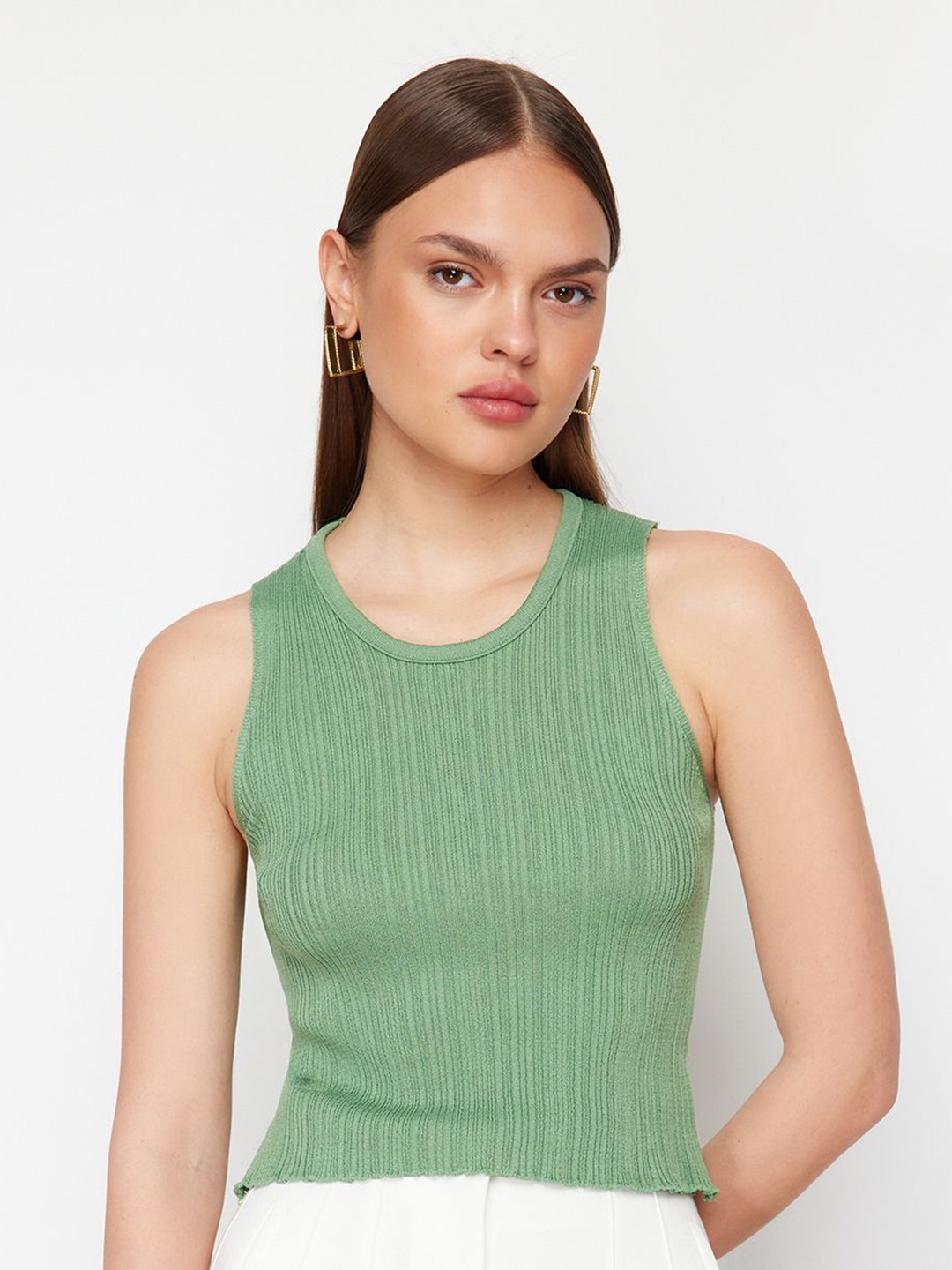 

Trendyol Striped Round Neck Sleeveless Acrylic Fitted Top, Green