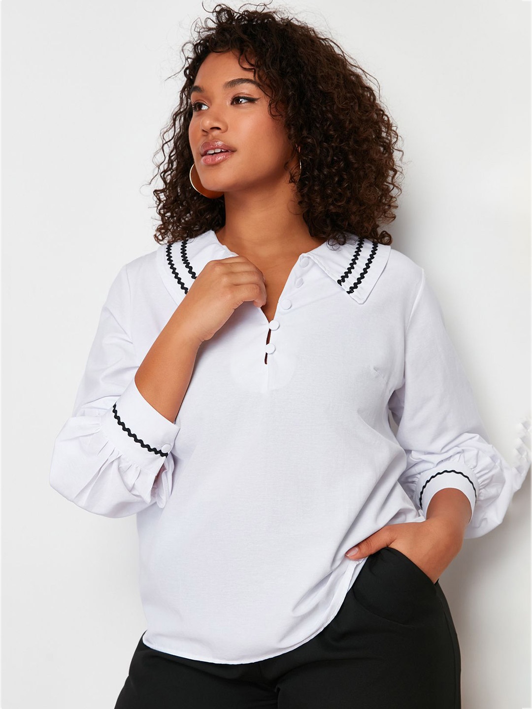 

Trendyol Shirt Collar Cuffed Sleeve Cotton Top, White
