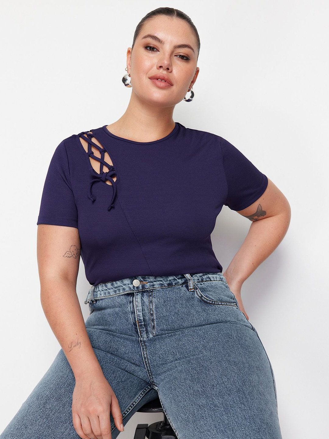 

Trendyol Round Neck Short Sleeves Regular Top, Navy blue