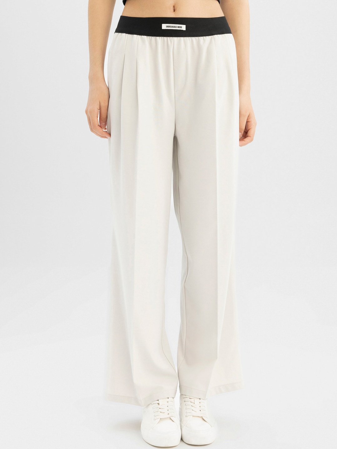 

DeFacto Women Trousers, Na