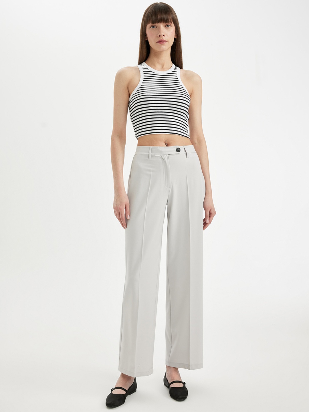 

DeFacto Women Mid-Rise Pleated Parallel Trousers, Grey