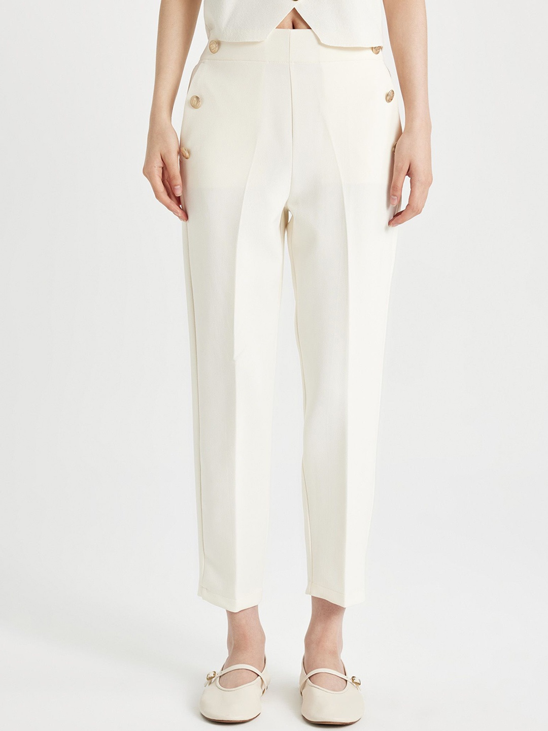 

DeFacto Women Mid-Rise Trousers, Na