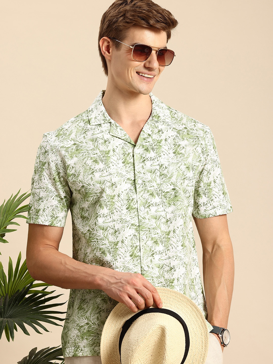 

Mast & Harbour Pure Cotton Tropical Printed Seersucker Casual Shirt, Green