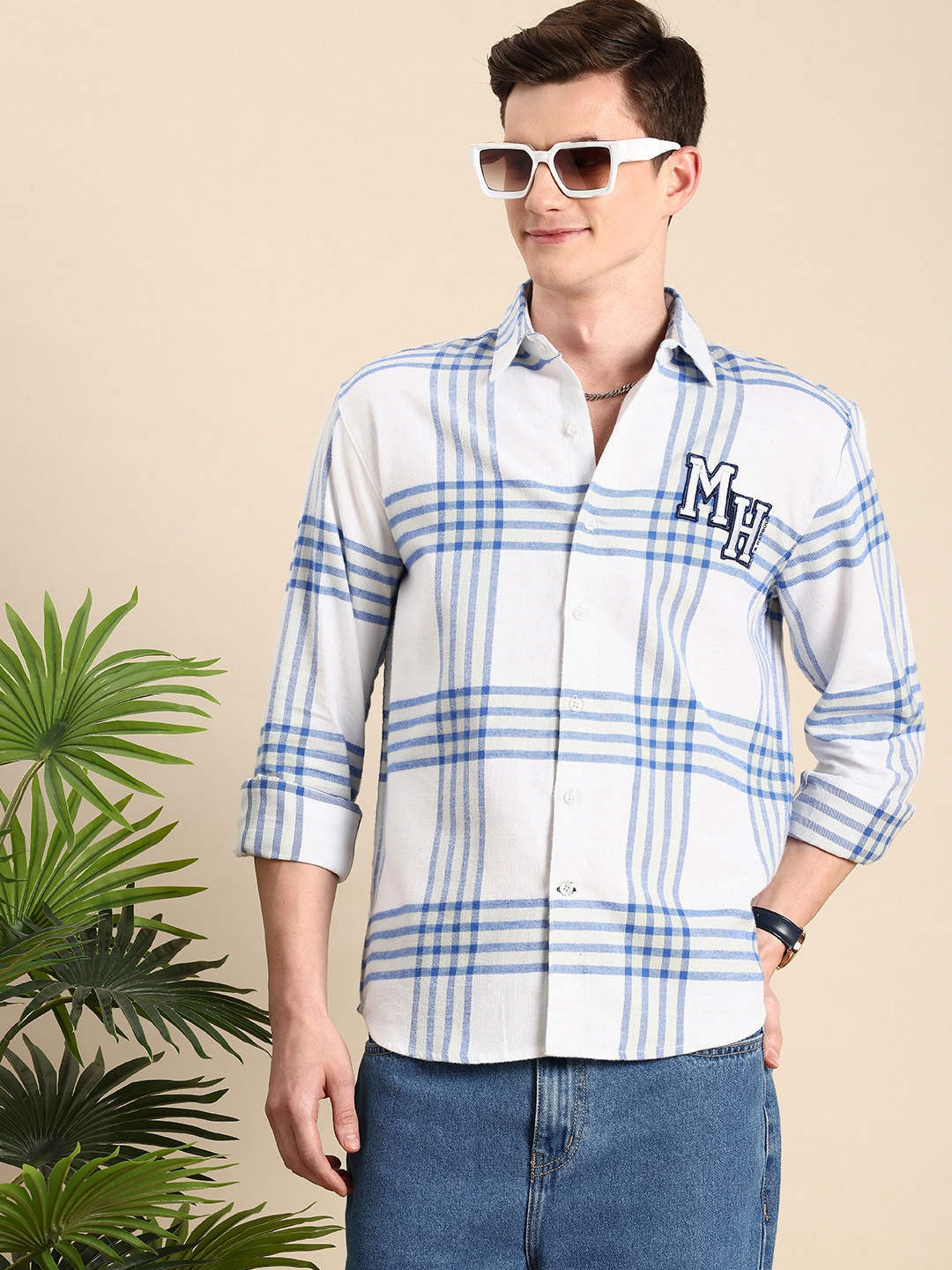 

Mast & Harbour Opaque Applique Detailed Checked Pure Cotton Casual Shirt, White