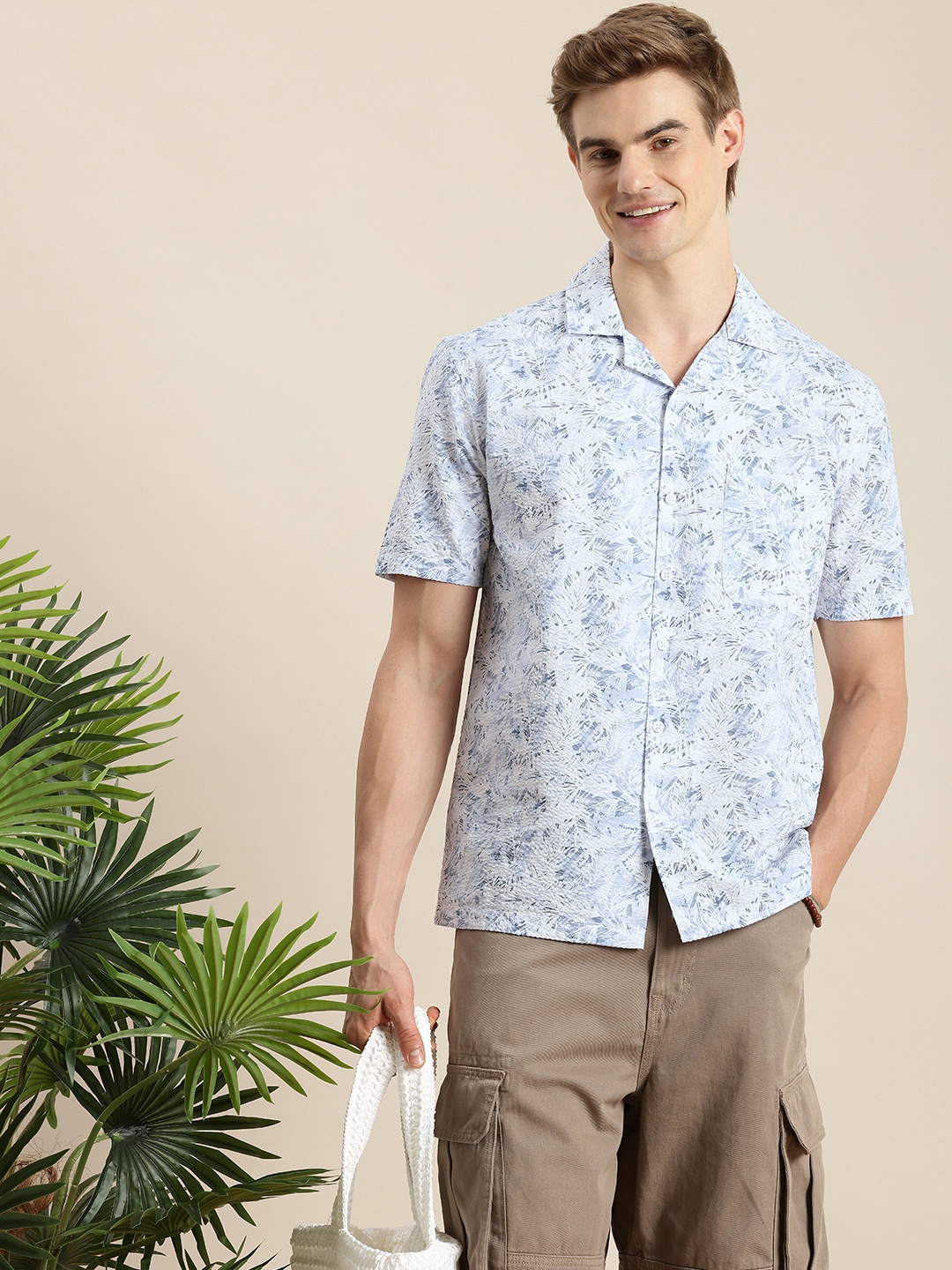 

Mast & Harbour Pure Cotton Seersucker Opaque Tropical Printed Casual Shirt, Blue