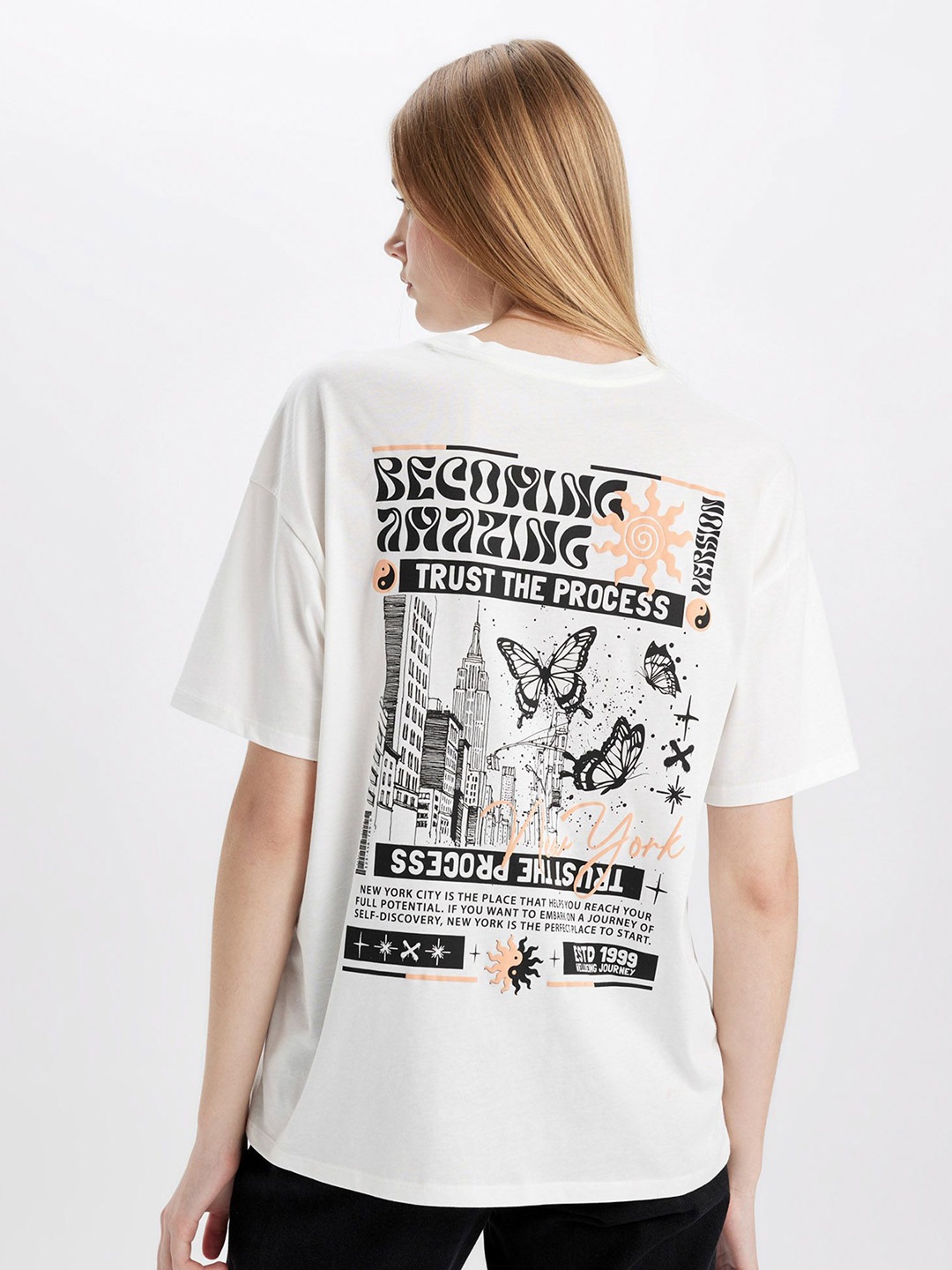 

DeFacto Women Printed Extended Sleeves Raw Edge T-shirt, Na