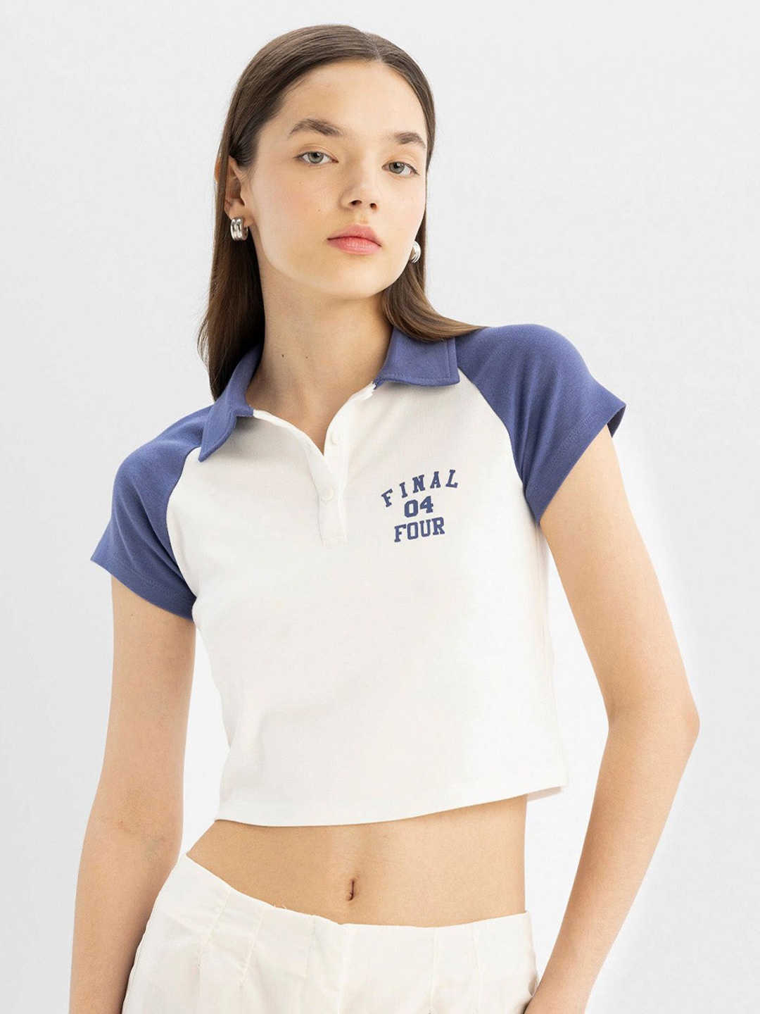 

DeFacto Women Polo Collar T-shirt, Na